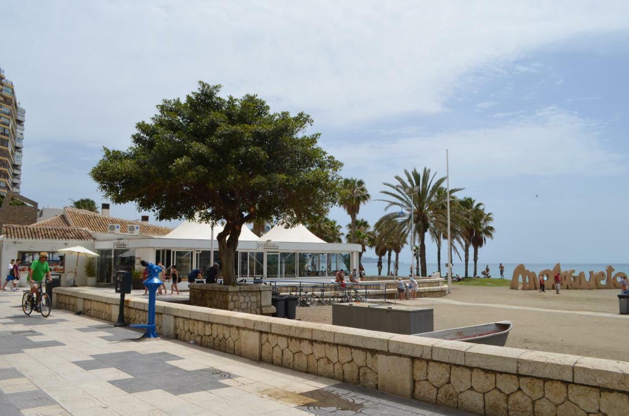 Homely Malaga Plaza Montano Exterior foto