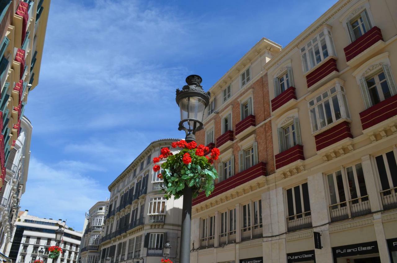 Homely Malaga Plaza Montano Exterior foto