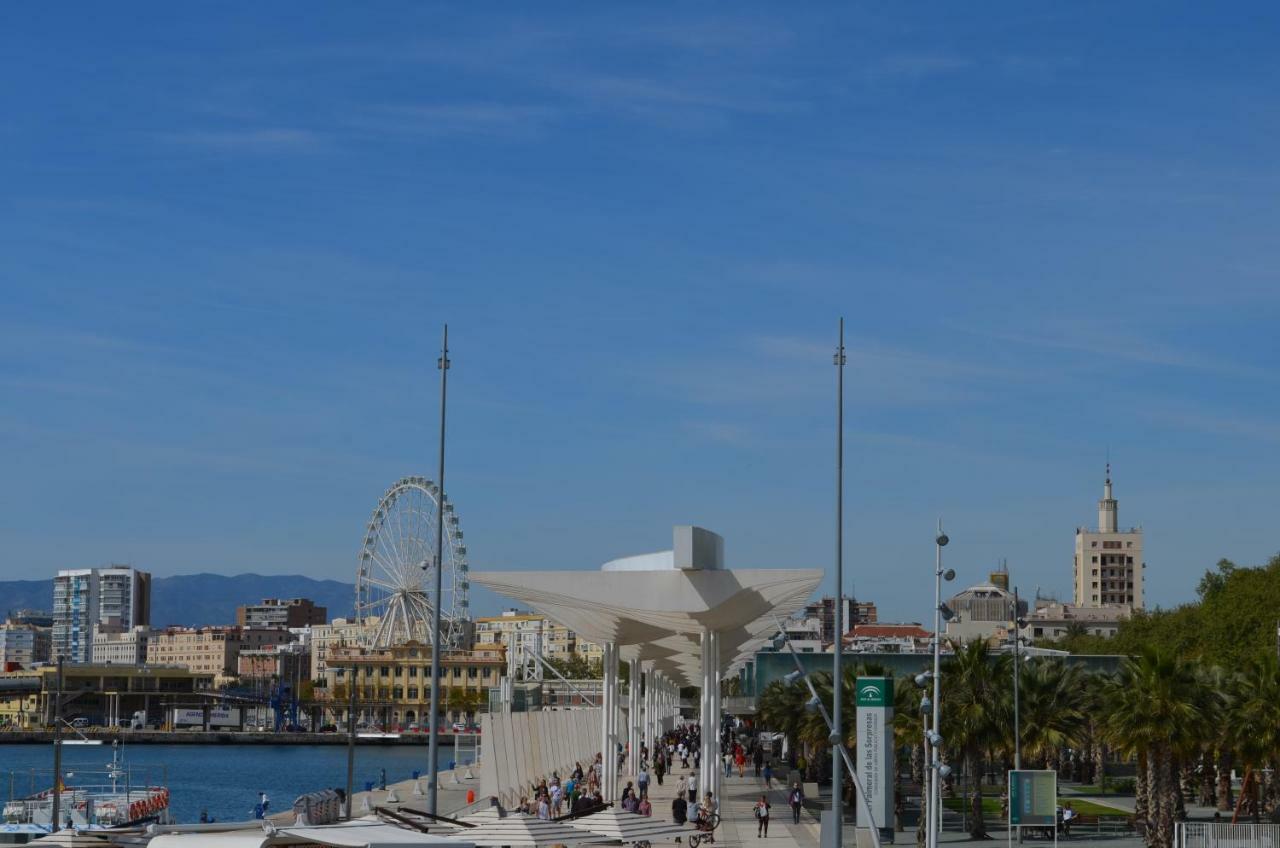 Homely Malaga Plaza Montano Exterior foto